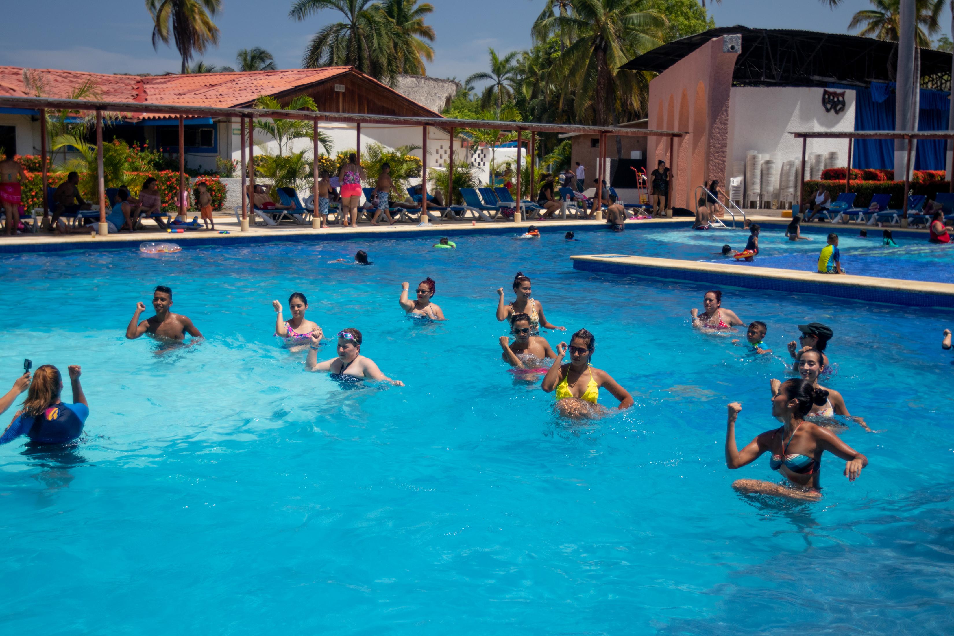Qualton Club Ixtapa All Inclusive المظهر الخارجي الصورة