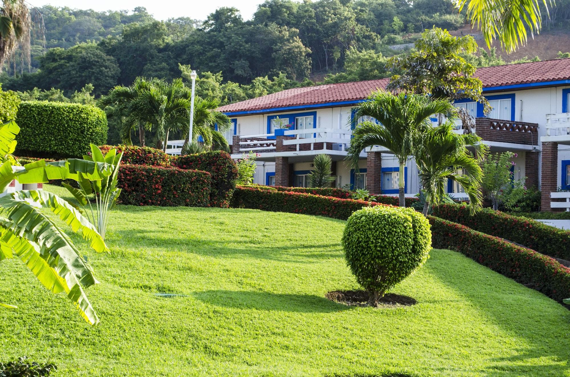 Qualton Club Ixtapa All Inclusive المظهر الخارجي الصورة