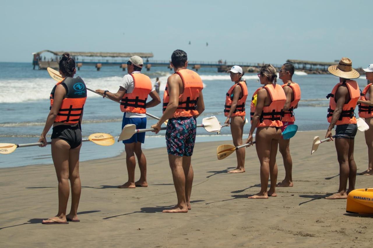 Qualton Club Ixtapa All Inclusive المظهر الخارجي الصورة