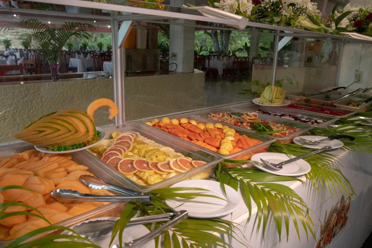 Qualton Club Ixtapa All Inclusive المظهر الخارجي الصورة
