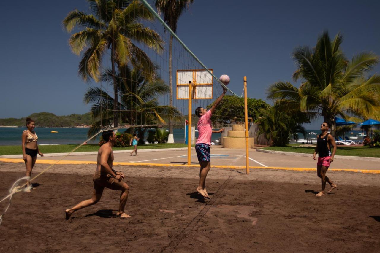 Qualton Club Ixtapa All Inclusive المظهر الخارجي الصورة